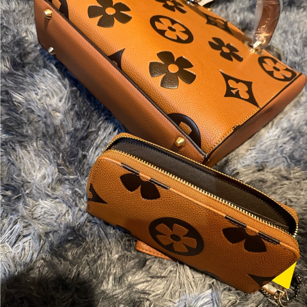 Boss Babe Monogram Bag Set – Purse + Wallet - Picture 5 of 10